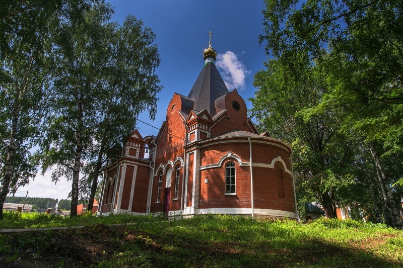 Храм Троицы Живоначальной  д. Якшур