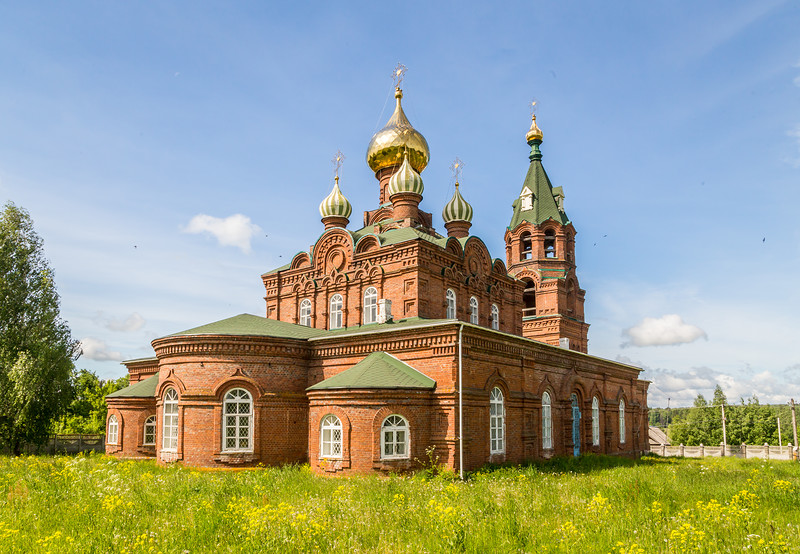 Храм Воскресения Христова село Советско-Никольское