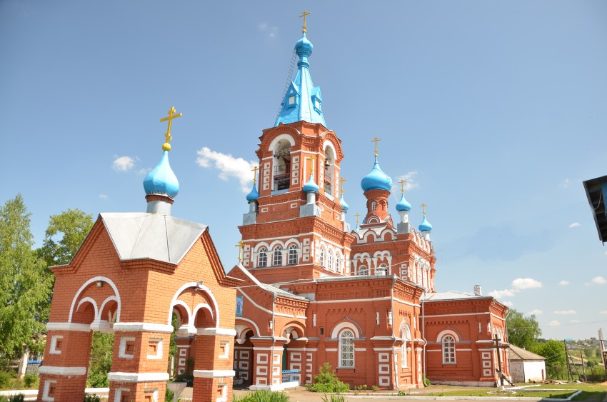 Ризоположенский женский монастырь с. Люк