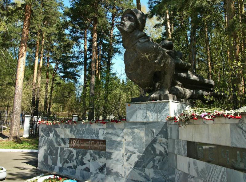 «Воинские захоронения. Эвакогоспитали» Нагорное кладбище, Воинский мемориал