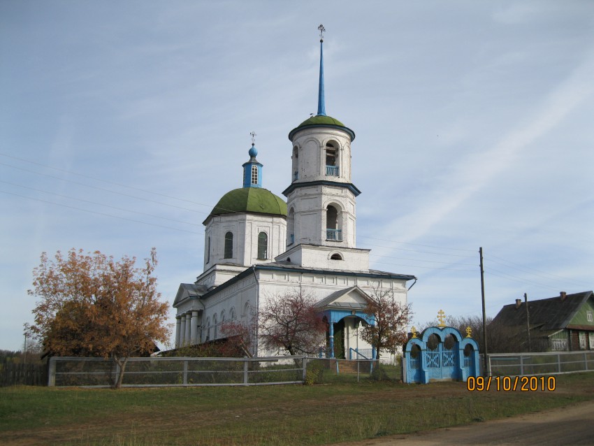 Храм Успения Пресвятой Богородицы, село Короленко Кизнерского района