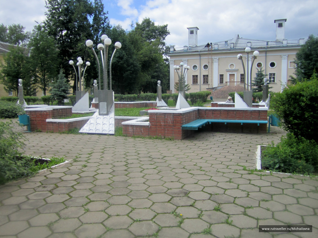 Сквер Героев