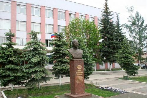 Памятник П. З. Субботину