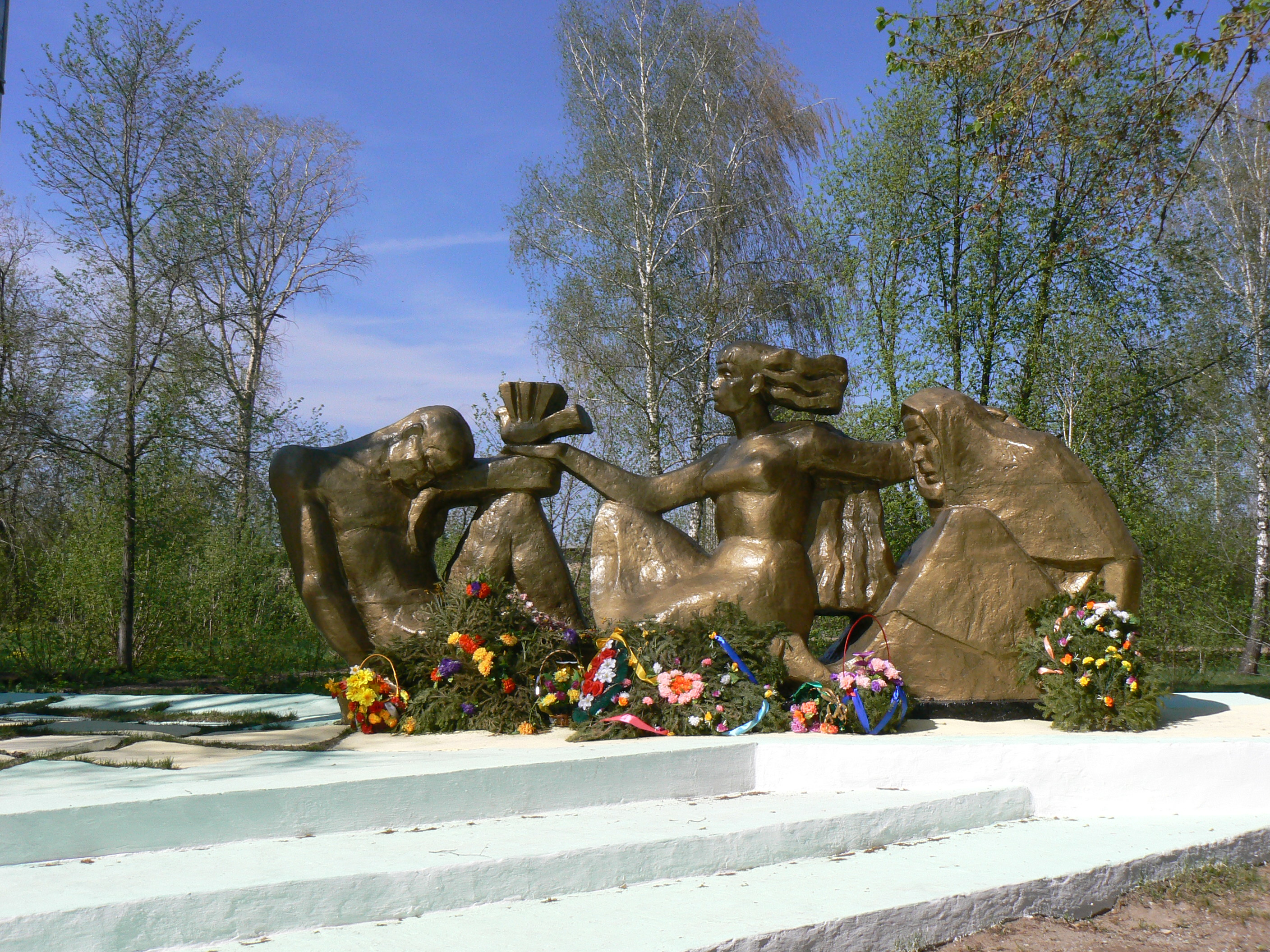 Памятник землякам, погибшим в годы Великой Отечественной войны